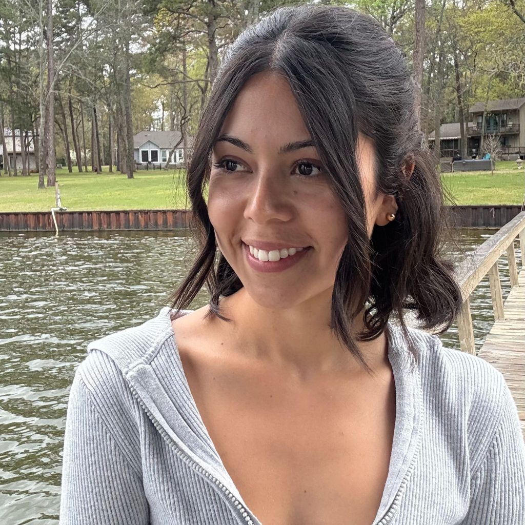 dating and relationship advice for women with mariana moreno